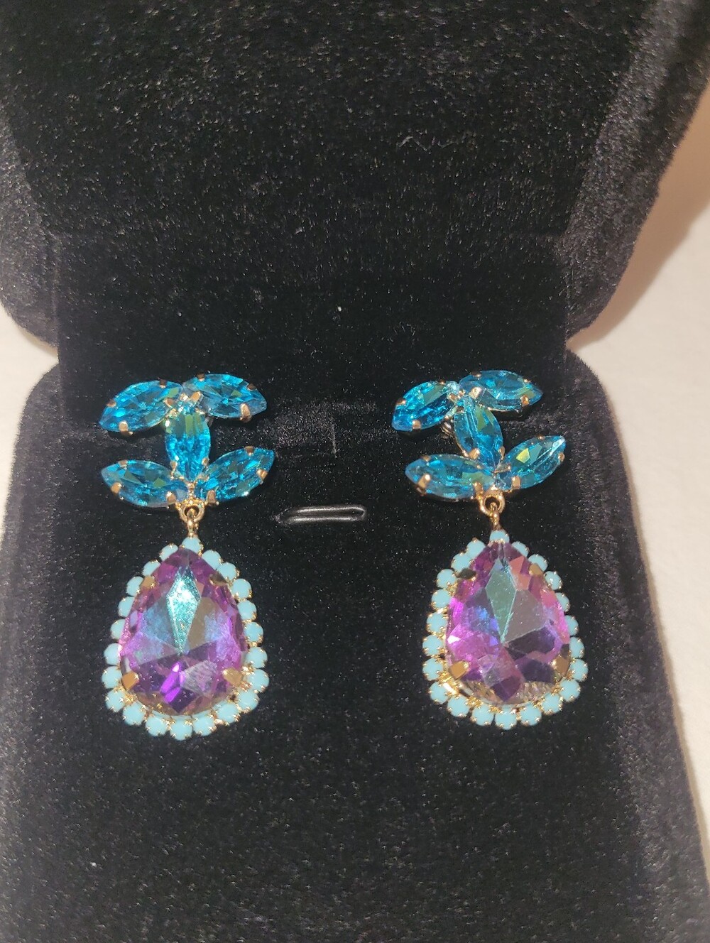 Luxury Jewelry - Picture 7 of 7
